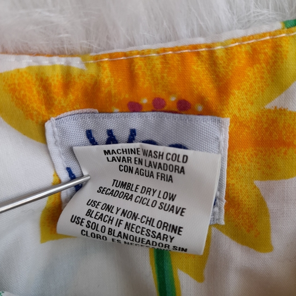 Little girls flower dress - Picture 3 of 6